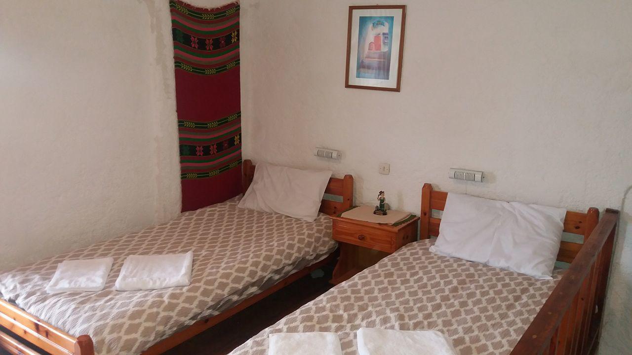 Antikristo Rooms 칼터로스 외부 사진
